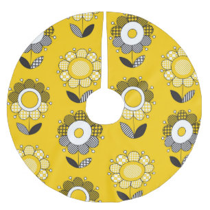Simple Yellow Folk Floral Pattern Brushed Polyester Tree Skirt