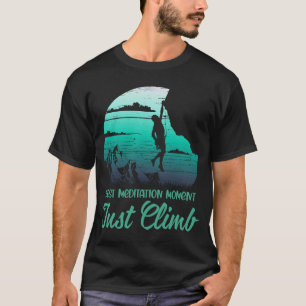 Simply climb bouldering wall mountains climber T-Shirt