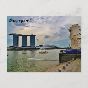 Singapore: Merlion and Marina Bay Sands Hotel Postcard