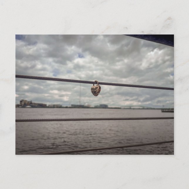 Single Heart Love Lock Postcard (Front)