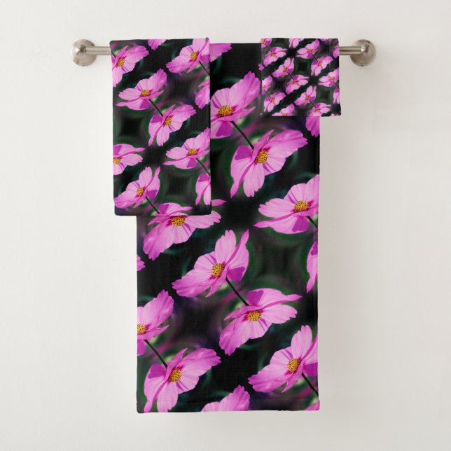 Single Pink Cosmos Flower Pattern    Bath Towel Set (Insitu)