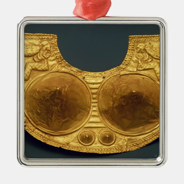 Sinu breastplate metal tree decoration (Front)