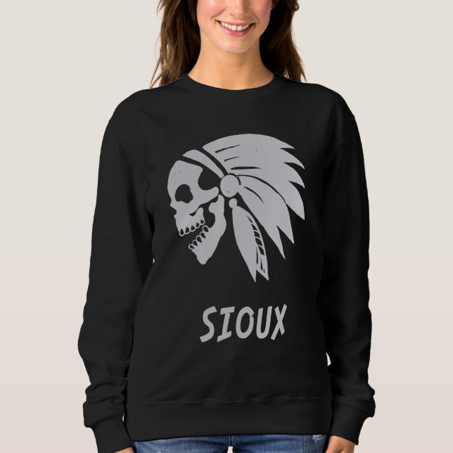 Sioux Native American Indian Born Freedom Evil Sku Sweatshirt (Front)