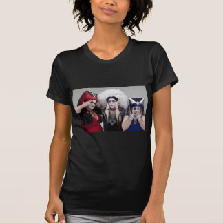 Sisters see no, hear no, speak no evil T-Shirt