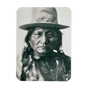 Sitting Bull (1831-1890) (b/w photo) Magnet
