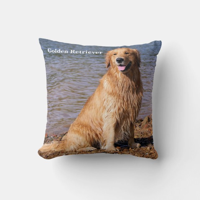 Sitting Golden Retriever Cushion (Front)