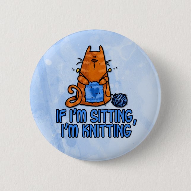 sitting knitting 6 cm round badge (Front)