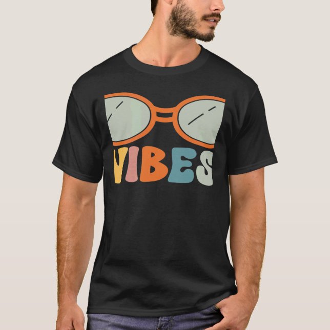 Sixth Grade Vibes 6th Grade Students  Parents  Tea T-Shirt (Front)