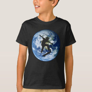 Skateboard Earth Silhouette Skater T-shirt
