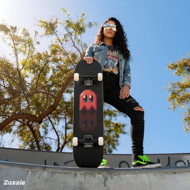 Skateboard fan art Pac-Man phantom red black (Skateboard fan art Pac-Man fantôme rouge noir)