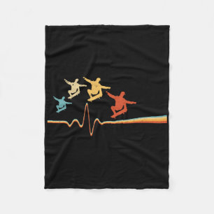 Skateboard Heartbeat Retro Skateboarding Skateboar Fleece Blanket