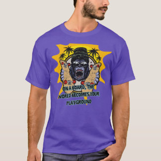 Skateboarder gorilla T-Shirt