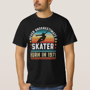 Skater born 1971 50th Birthday Skateboarding Gift T-Shirt