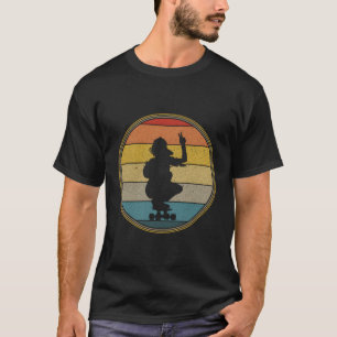 Skater Girl Vintage Retro Skateboard Skateboarding T-Shirt