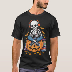 Skeleton Gamer Vibes For Halloween Enthusiasts And T-Shirt
