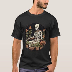 Skeleton Gardener Plants Halloween Gardening T-Shirt