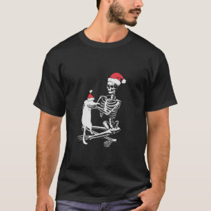 Skeleton Holding A Cat Skull Christmas Halloween C T-Shirt