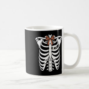 Skeleton Rib Cage Halloween Footbyll Soccer Costum Coffee Mug