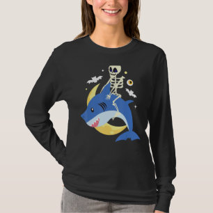 Skeleton Riding Shark Cool Skull Ocean Halloween C T-Shirt
