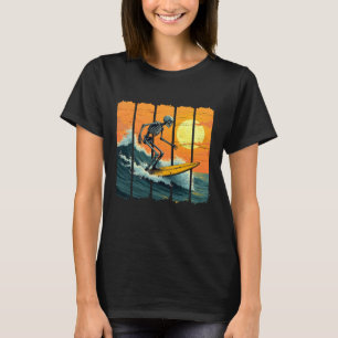 Skeleton Surfer Vintage Surfing Funny Halloween T-Shirt