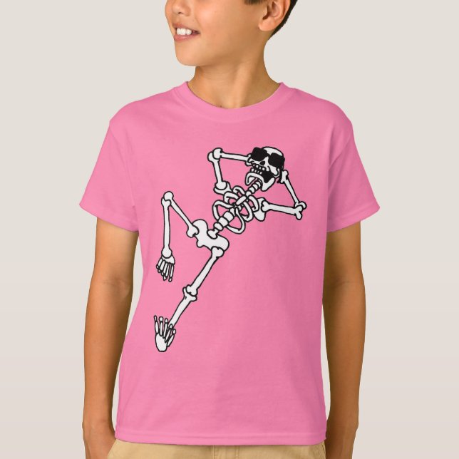 Skeleton with sunglasses resting. T-Shirt (Front)