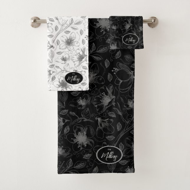 Sketched Floral Outline Pattern Grey/Blk ID939 Bath Towel Set (Insitu)