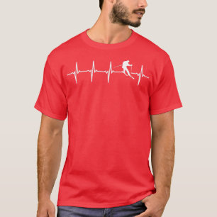 Skiing Ski Heartbeat gift for skiers T-Shirt