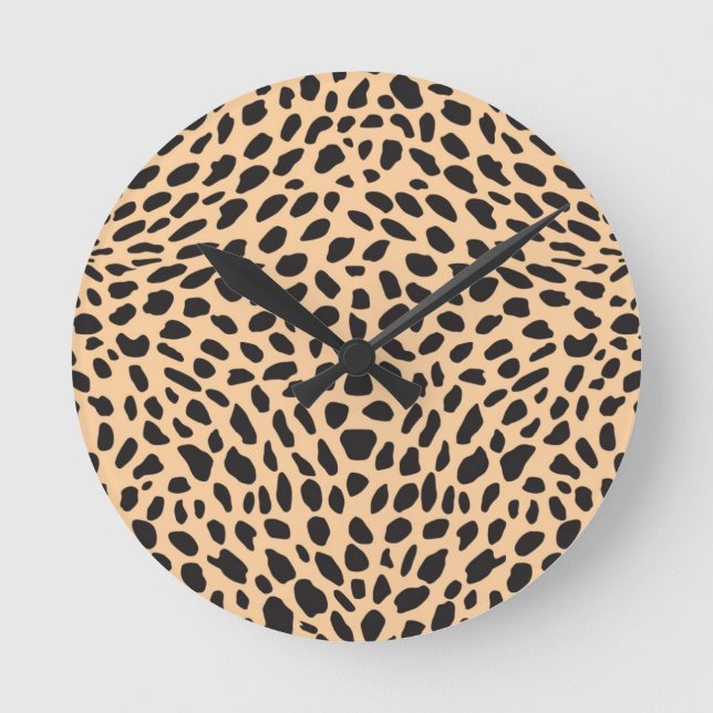 Skin cheetah decor round clock (Front)