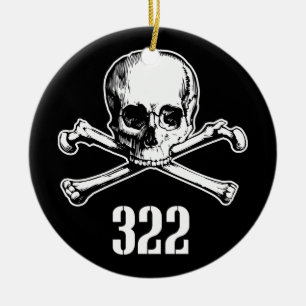 Skull and Bones 322 Ceramic Tree Decoration