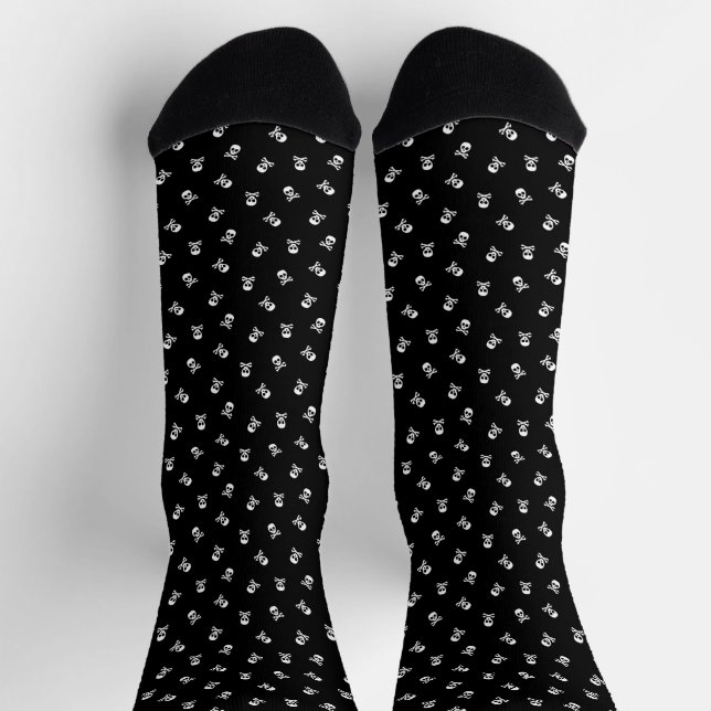 Skull and Crossbones Halloween Socks (Top)