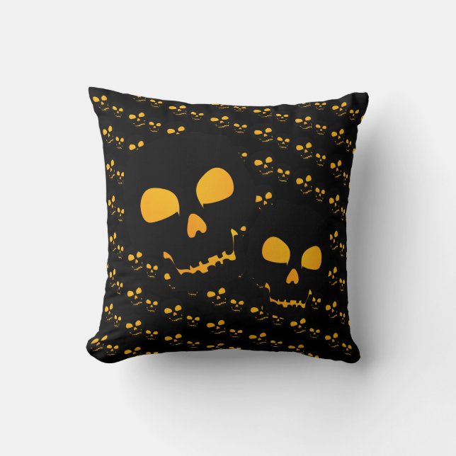 Skull Cushion (Front)