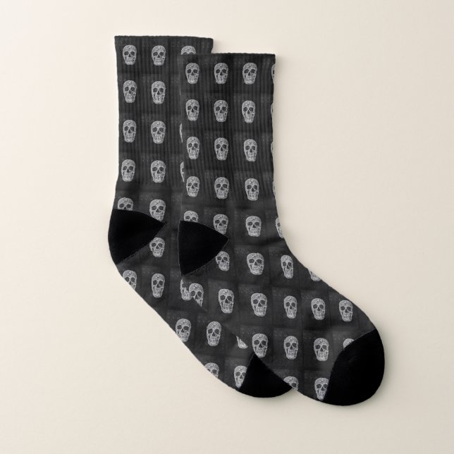 Skull Head Gothic Black And White Grunge Pattern Socks (Pair)