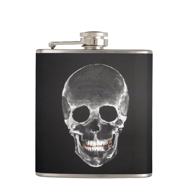 skull hip flask (Front)