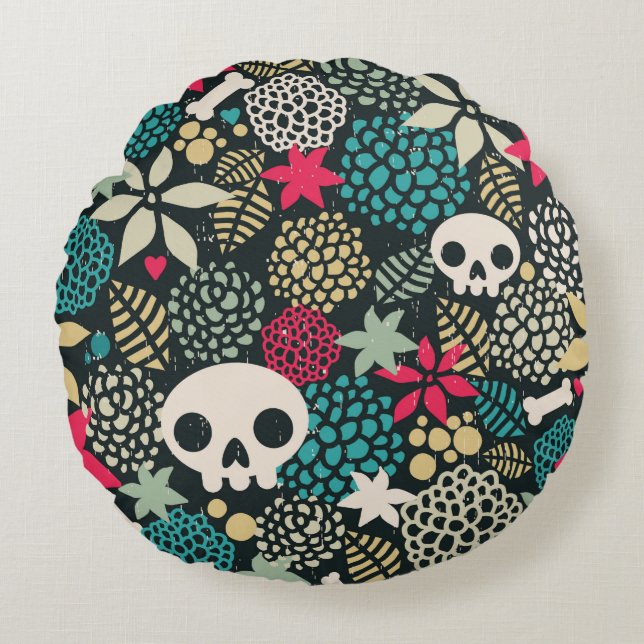Skull in flowers round cushion (Front)