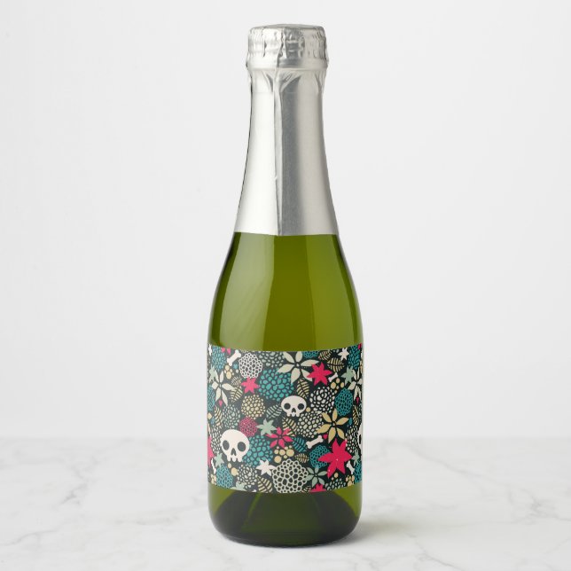 Skull in flowers sparkling wine label (Front)