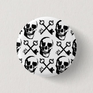 skull key 3 cm round badge