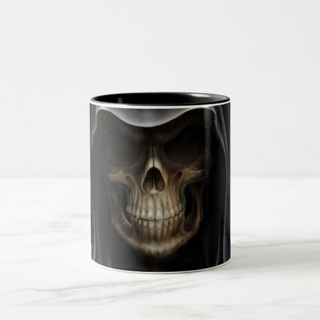 skull mug (Center)