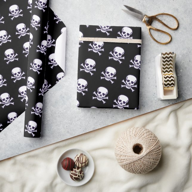 Skull n Bones black glossy wrapping paper (Crafts)