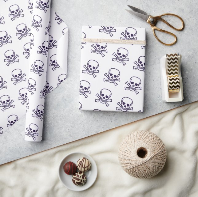 Skull n Bones glossy wrapping paper (Crafts)