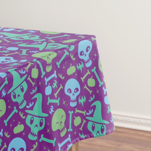 Skull Party Tablecloth (In Situ)