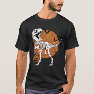 Skull skeleton dinosaur spooky Halloween costume  T-Shirt
