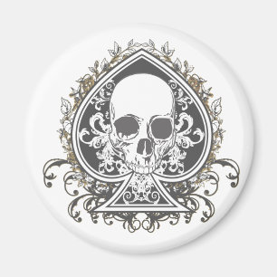 Skull Spade with gold Magnet