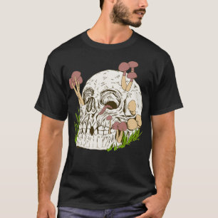 Skull with mushrooms and worm Aestethic Goblincor T-Shirt