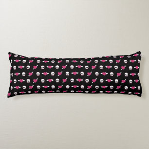 Skulls and hearts body cushion