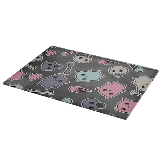 Skulls, and hearts on black background cutting board (Corner)