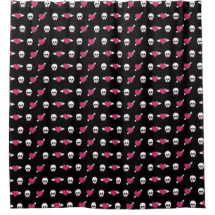 Skulls and hearts shower curtain