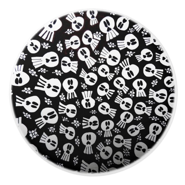 Skulls-ceramic pull drawer (Front)