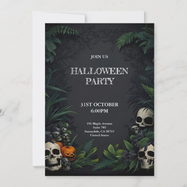 Skulls Halloween party with dark background Invitation (Front)