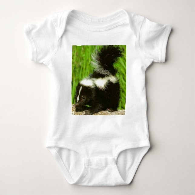 skunk baby bodysuit (Front)