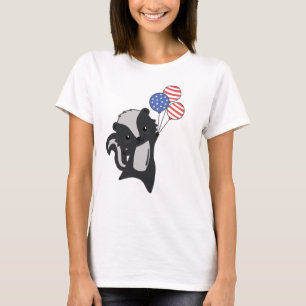 Skunk Funny Cat 4th Of July American Flag T-Shirt